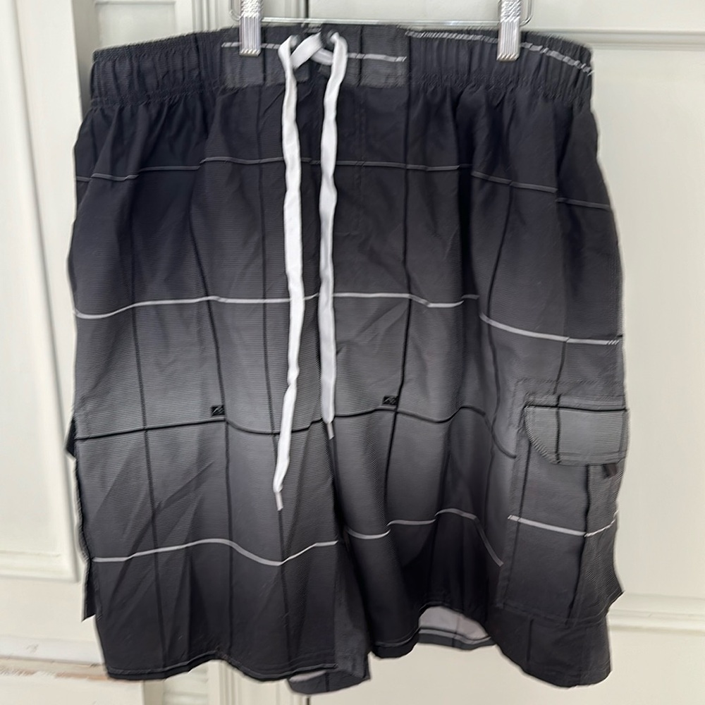Men’s 3XL swim trunks